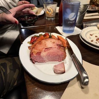 Twisted Willow signature dishes Menu changes seasonally. Known for Pan-Seared Scallops, Pork Belly, and entrees featuring produce from the farm.